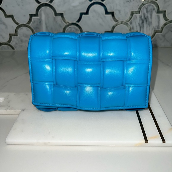 Authentic ~ Bottega Veneta ~ Small Padded Cassette Bag - Picture 6 of 14